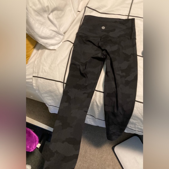 lululemon athletica Pants - Size 0 lulu camo leggings